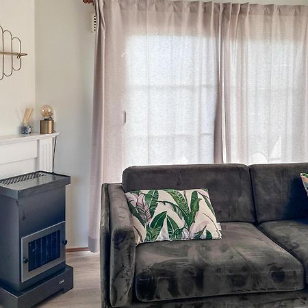 Lovely Home In Tzummarum With Wifi 외부 사진