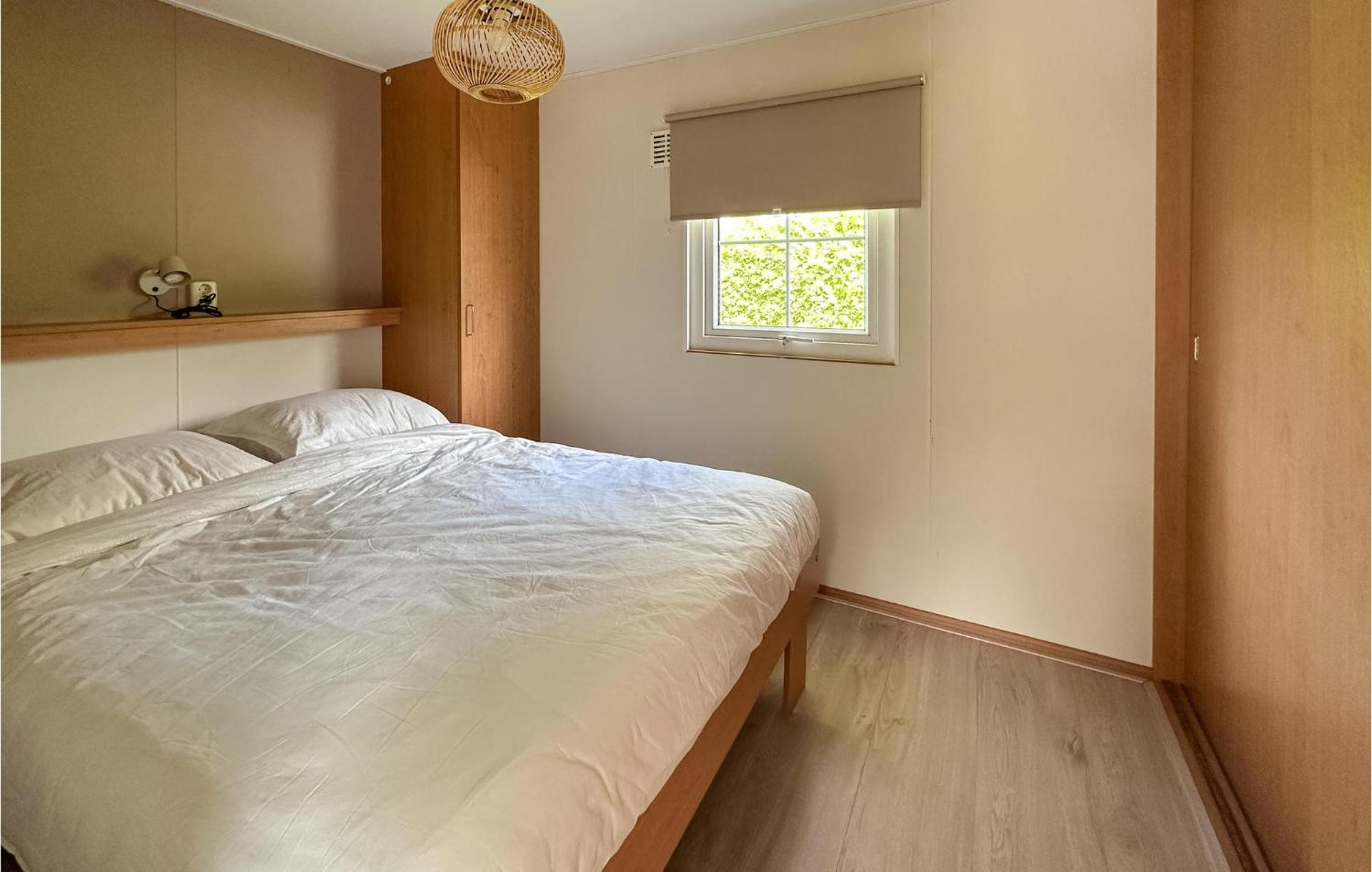 Lovely Home In Tzummarum With Wifi 외부 사진
