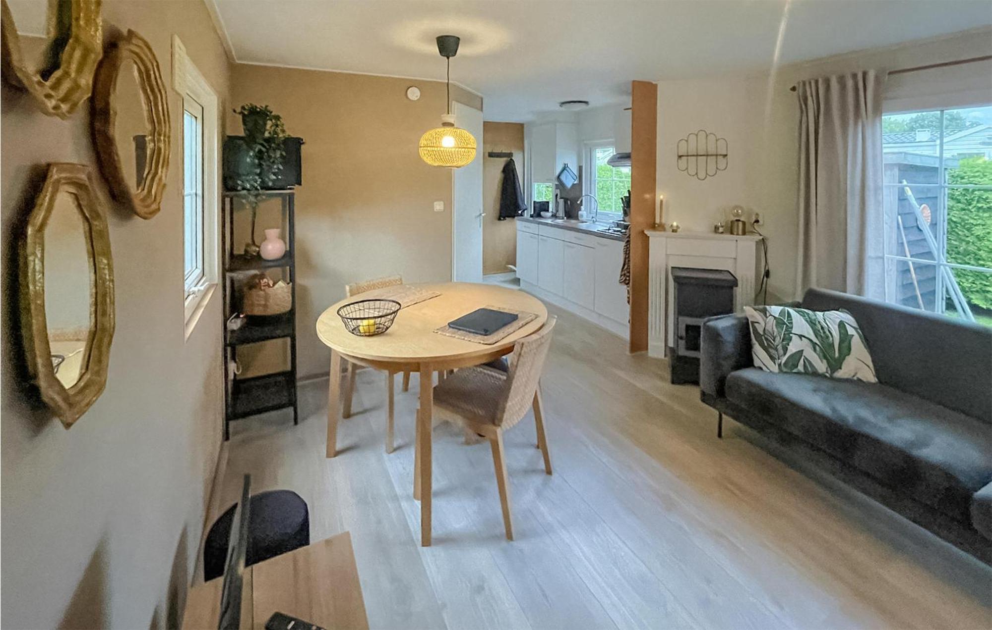 Lovely Home In Tzummarum With Wifi 외부 사진